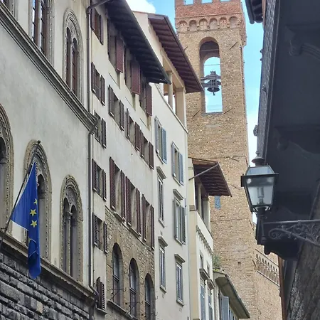La Sede Dell'Arte Monolocale Studio E Camere In Torre Medievale Vicino A Duomo E Piazza Signoria Florence Exterior photo
